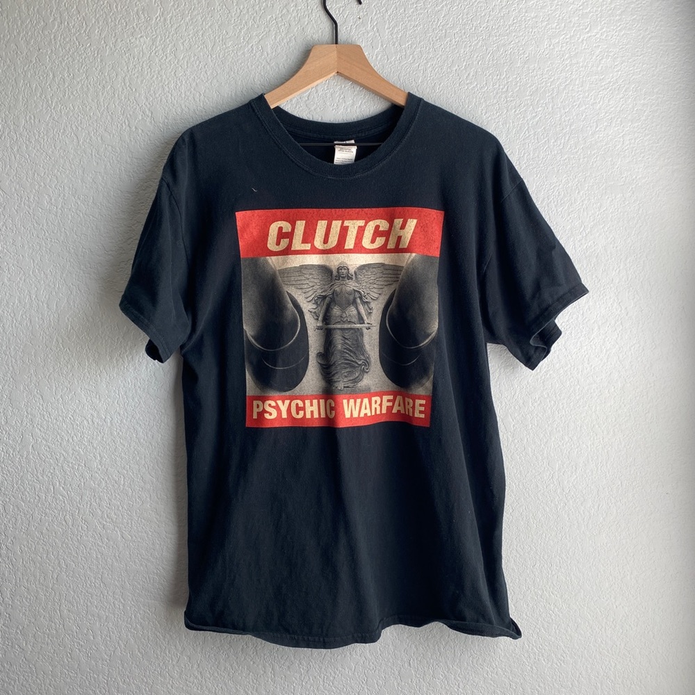Black/Red Graphic Tee ‘Psychic Warfare’ Large - Excellent Condition